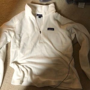 Size medium Patagonia pullover